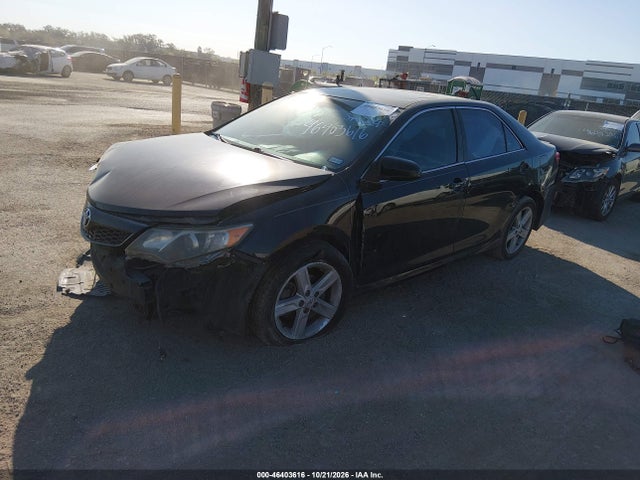 46403616 :رقم المزاد ، 4T1BF1FK0CU093729 vin ، 2012 Toyota Camry Se مزاد بيع