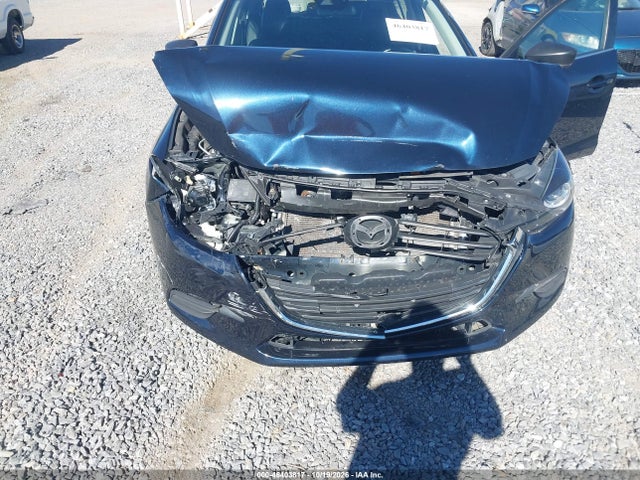 Продаж на аукціоні авто 2018 Mazda Mazda3 Touring, vin: 3MZBN1L35JM212992, номер лоту: 46403817