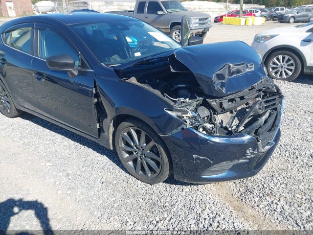Продаж на аукціоні авто 2018 Mazda Mazda3 Touring, vin: 3MZBN1L35JM212992, номер лоту: 46403817