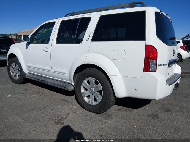 46403832 :رقم المزاد ، 5N1AR18W95C762334 vin ، 2005 Nissan Pathfinder Le مزاد بيع