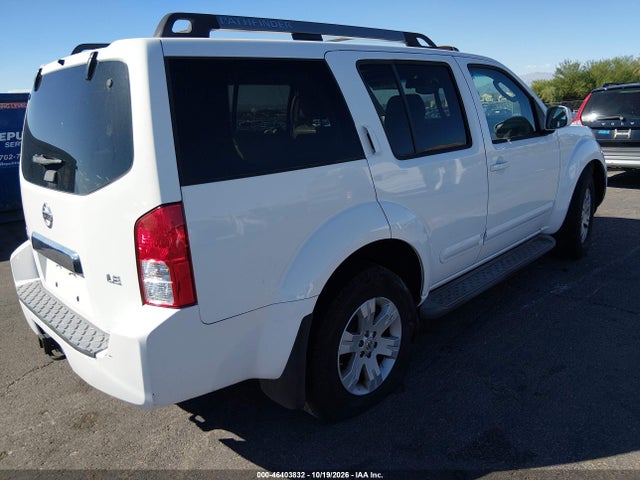 46403832 :رقم المزاد ، 5N1AR18W95C762334 vin ، 2005 Nissan Pathfinder Le مزاد بيع