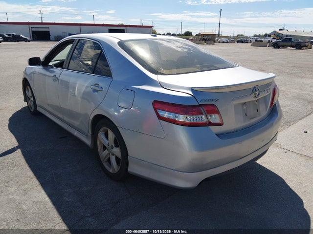 46403887 :رقم المزاد ، 4T1BF3EK8BU135558 vin ، 2011 Toyota Camry Se مزاد بيع