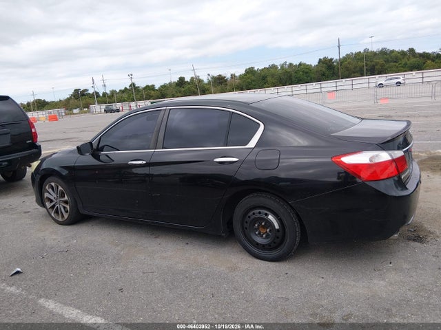 46403952 :رقم المزاد ، 1HGCR2F58FA015108 vin ، 2015 Honda Accord Sport مزاد بيع