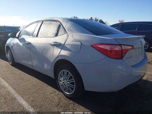 46403964 :رقم المزاد ، 2T1BURHEXJC123569 vin ، 2018 Toyota Corolla Le مزاد بيع