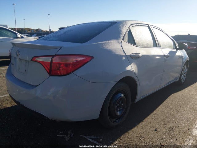 46403964 :رقم المزاد ، 2T1BURHEXJC123569 vin ، 2018 Toyota Corolla Le مزاد بيع