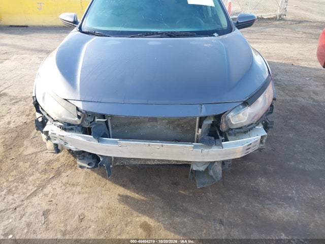 46404219 :رقم المزاد ، 2HGFC2F52JH587736 vin ، 2018 Honda Civic Lx مزاد بيع