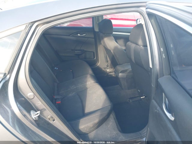 46404219 :رقم المزاد ، 2HGFC2F52JH587736 vin ، 2018 Honda Civic Lx مزاد بيع
