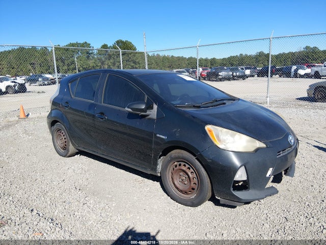 46404218 :رقم المزاد ، JTDKDTB37C1510642 vin ، 2012 Toyota Prius C Two مزاد بيع