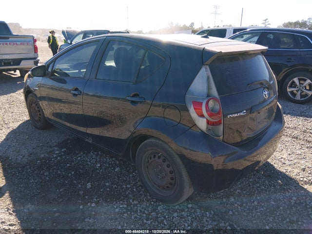 46404218 :رقم المزاد ، JTDKDTB37C1510642 vin ، 2012 Toyota Prius C Two مزاد بيع