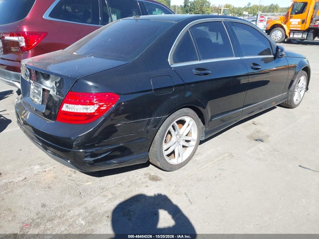 Aukcja sprzedaży 2014 Mercedes-benz C 250 Sport, vin: WDDGF4HB6EA944063, numer aukcji: 46404326