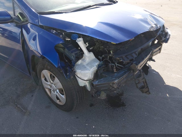 46404356 :رقم المزاد ، 3KPFK4A76JE197465 vin ، 2018 Kia Forte Lx مزاد بيع