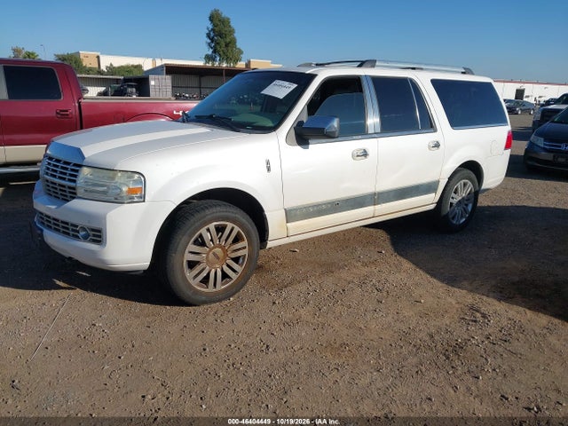 2011 Lincoln Navigator L მანქანა იყიდება აუქციონზე, vin: 5LMJJ3J5XBEJ00389, აუქციონის ნომერი: 46404449