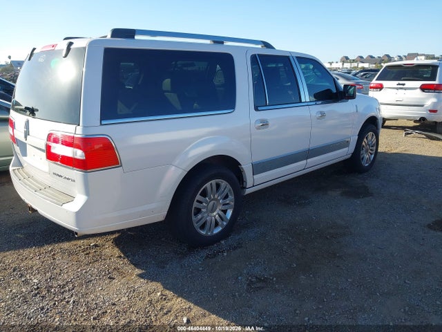 2011 Lincoln Navigator L მანქანა იყიდება აუქციონზე, vin: 5LMJJ3J5XBEJ00389, აუქციონის ნომერი: 46404449