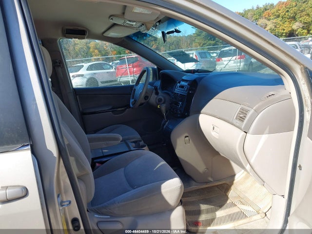 Продаж на аукціоні авто 2004 Toyota Sienna Le, vin: 5TDZA23C64S197152, номер лоту: 46404489