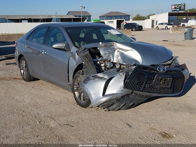 46404498 :رقم المزاد ، 4T1BF1FK2FU959225 vin ، 2015 Toyota Camry Se مزاد بيع
