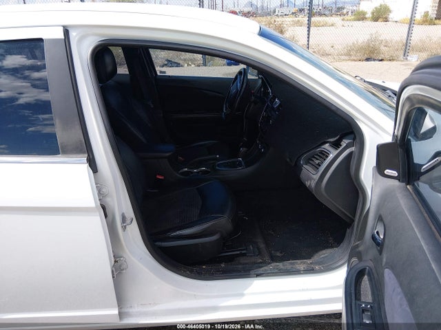 Chrysler 200 Limited 2014 1C3CCBCG6EN121610 Image 5