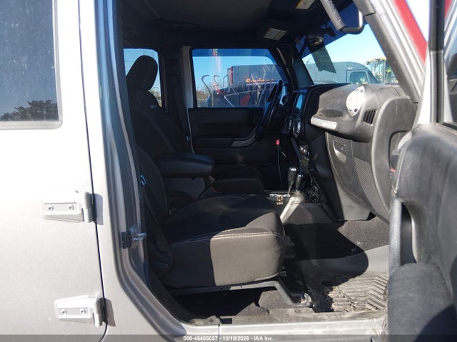 46405037 :رقم المزاد ، 1C4BJWFGXHL523890 vin ، 2017 Jeep Wrangler Unlimited Rubicon 4x4 مزاد بيع