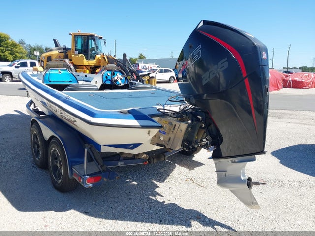 46405724 :رقم المزاد ، PNS20344C000 vin ، 2000 Blazer 20' مزاد بيع