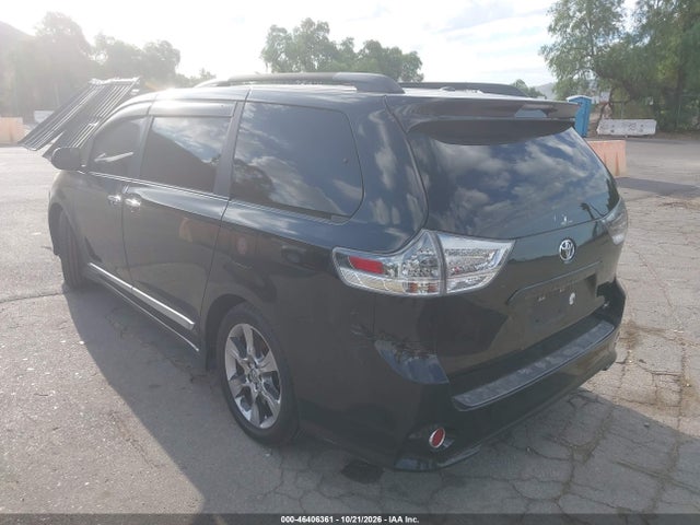46406361 :رقم المزاد ، 5TDXK3DC6DS287927 vin ، 2013 Toyota Sienna Se 8 Passenger مزاد بيع