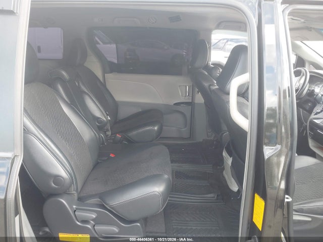 46406361 :رقم المزاد ، 5TDXK3DC6DS287927 vin ، 2013 Toyota Sienna Se 8 Passenger مزاد بيع