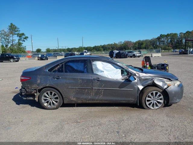 46406524 :رقم المزاد ، 4T1BD1FK0HU220735 vin ، 2017 Toyota Camry Hybrid Xle مزاد بيع