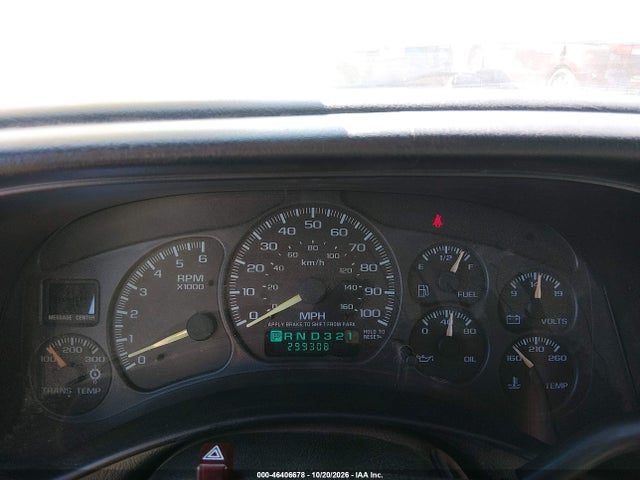 46406678 :رقم المزاد ، 3GNGK26UXYG141056 vin ، 2000 Chevrolet Suburban 2500 Lt مزاد بيع