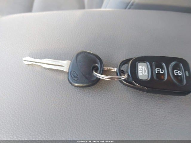 2017 Hyundai Elantra Se მანქანა იყიდება აუქციონზე, vin: 5NPD74LF3HH209073, აუქციონის ნომერი: 46406769