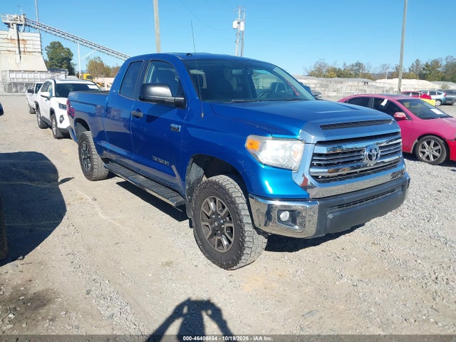 46406854 :رقم المزاد ، 5TFUY5F18HX650530 vin ، 2017 Toyota Tundra Sr5 5.7l V8 مزاد بيع