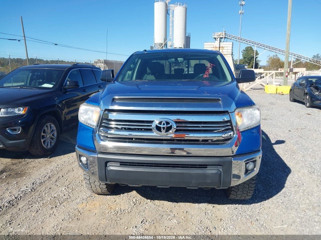 46406854 :رقم المزاد ، 5TFUY5F18HX650530 vin ، 2017 Toyota Tundra Sr5 5.7l V8 مزاد بيع