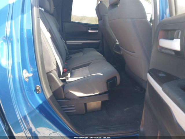 46406854 :رقم المزاد ، 5TFUY5F18HX650530 vin ، 2017 Toyota Tundra Sr5 5.7l V8 مزاد بيع
