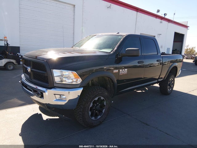 3C6TR5CJ1JG340332 RAM 2500 Tradesman 4x4 6&#039;4 Box