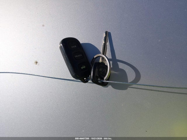 46407288 :رقم المزاد ، 4T1BE32K43U694193 vin ، 2003 Toyota Camry Le مزاد بيع