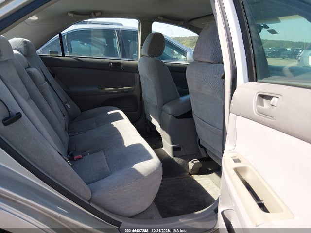 46407288 :رقم المزاد ، 4T1BE32K43U694193 vin ، 2003 Toyota Camry Le مزاد بيع
