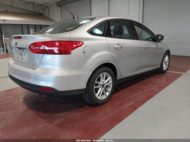 Ford FOCUS SE 2018 1FADP3F21JL327469 Image 4