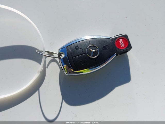 46408145 :رقم المزاد ، WDDGF81XX8F092370 vin ، 2008 Mercedes-benz C 300 Luxury 4matic/sport 4matic مزاد بيع