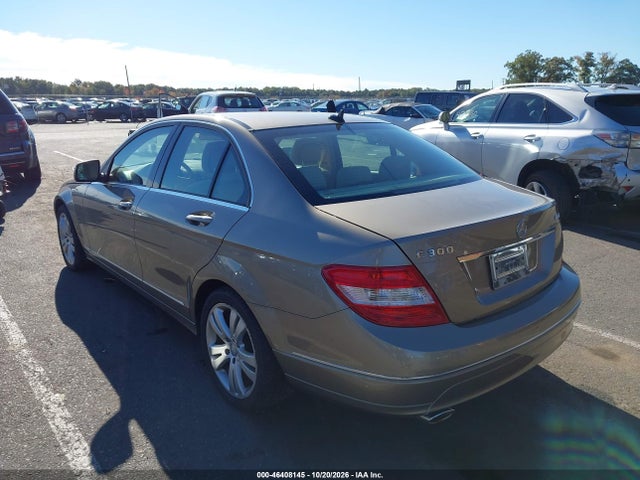 46408145 :رقم المزاد ، WDDGF81XX8F092370 vin ، 2008 Mercedes-benz C 300 Luxury 4matic/sport 4matic مزاد بيع