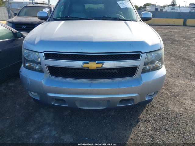 Продажа на аукционе авто 2014 Chevrolet Tahoe Lt, vin: 1GNSCBE02ER244196, номер лота: 46408462