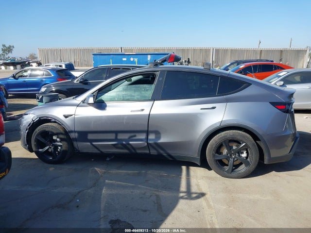7SAYGDEE6TF341079 Tesla Model Y All-wheel Drive/long Range Launch Series/premium All-wheel Drive