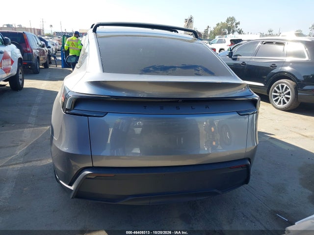 7SAYGDEE6TF341079 Tesla Model Y All-wheel Drive/long Range Launch Series/premium All-wheel Drive