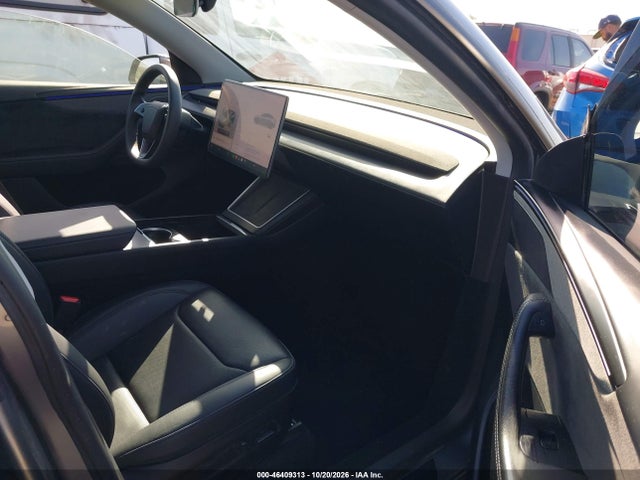 7SAYGDEE6TF341079 Tesla Model Y All-wheel Drive/long Range Launch Series/premium All-wheel Drive