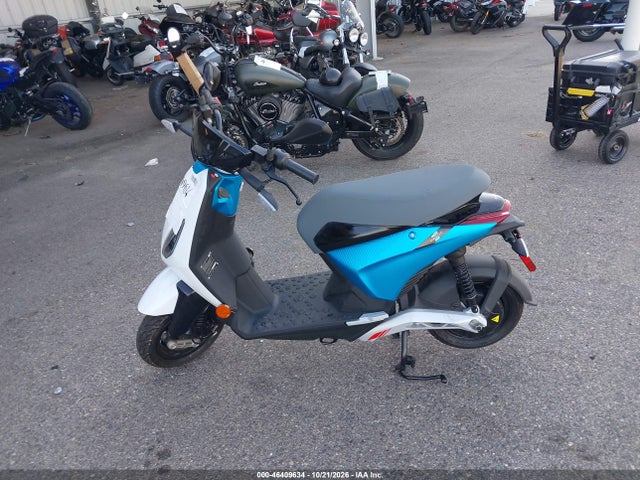 2022 Piaggio 1 Active მანქანა იყიდება აუქციონზე, vin: ZAPME1EB0N4000081, აუქციონის ნომერი: 46409634