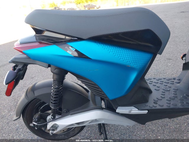 2022 Piaggio 1 Active მანქანა იყიდება აუქციონზე, vin: ZAPME1EB0N4000081, აუქციონის ნომერი: 46409634