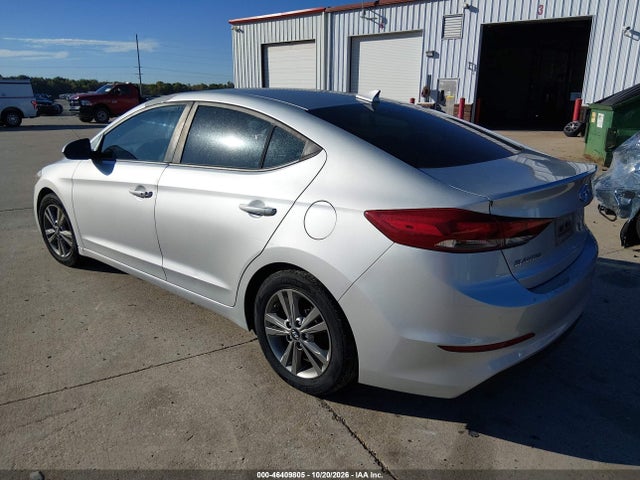 2017 Hyundai Elantra Value Edition მანქანა იყიდება აუქციონზე, vin: 5NPD84LF4HH134008, აუქციონის ნომერი: 46409805