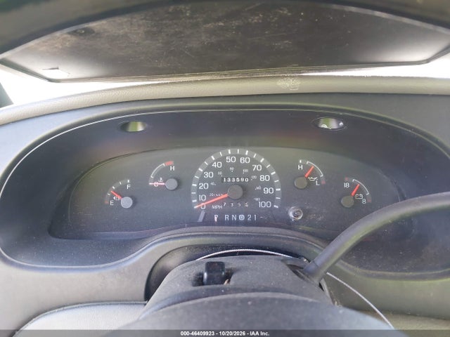 2001 Ford E-250 Commercial/recreational მანქანა იყიდება აუქციონზე, vin: 1FTNE24L21HA99642, აუქციონის ნომერი: 46409923