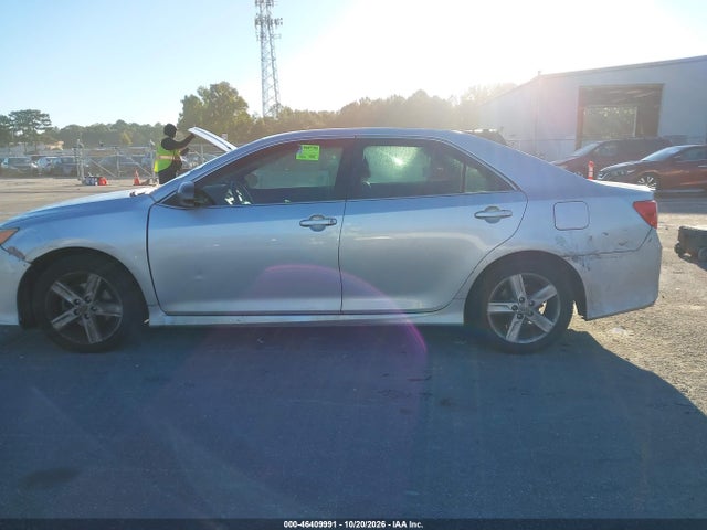 2014 Toyota Camry Se მანქანა იყიდება აუქციონზე, vin: 4T1BF1FK6EU334647, აუქციონის ნომერი: 46409991
