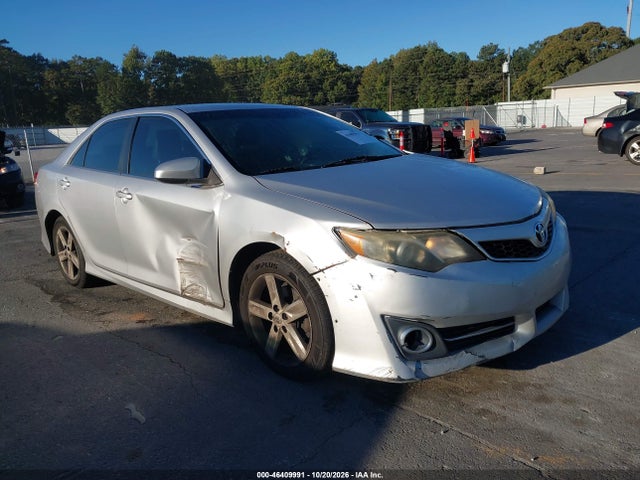 2014 Toyota Camry Se მანქანა იყიდება აუქციონზე, vin: 4T1BF1FK6EU334647, აუქციონის ნომერი: 46409991