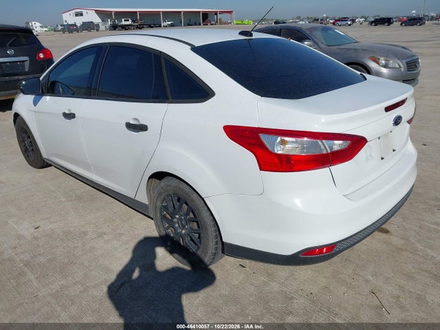 Продаж на аукціоні авто 2014 Ford Focus S, vin: 1FADP3E25EL272368, номер лоту: 46410057