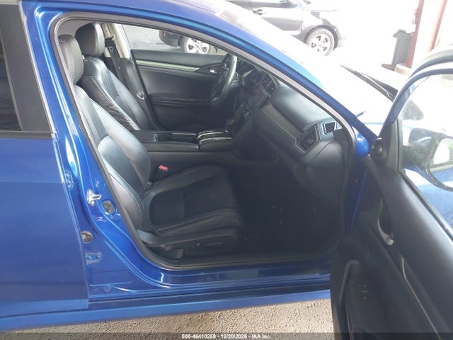 2016 Honda Civic Touring მანქანა იყიდება აუქციონზე, vin: 2HGFC1F93GH638005, აუქციონის ნომერი: 46410259