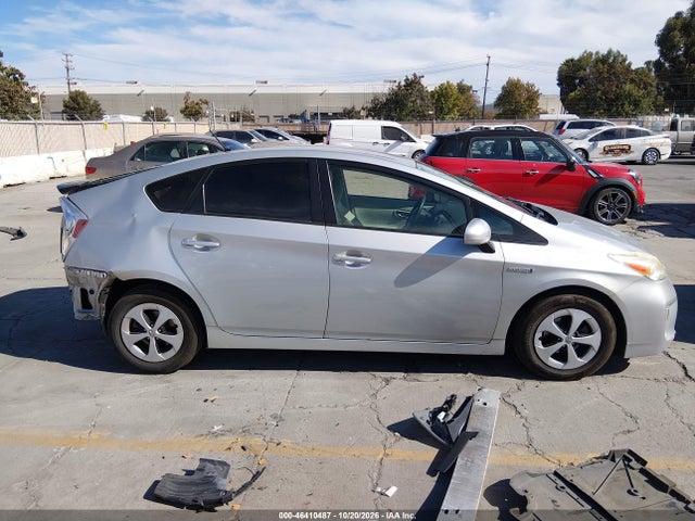 Продаж на аукціоні авто 2015 Toyota Prius Two, vin: JTDKN3DU4F0455435, номер лоту: 46410487