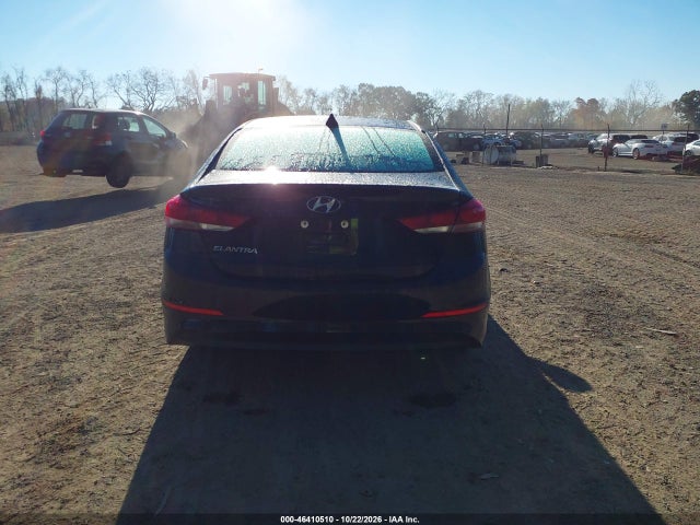 2018 Hyundai Elantra Value Edition მანქანა იყიდება აუქციონზე, vin: 5NPD84LF7JH278402, აუქციონის ნომერი: 46410510